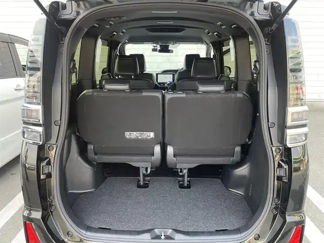 トヨタ ヴォクシー ZS 煌Ⅲ 福岡県 2020(令2)年 4万km イナズマスパーキングブラックガラスフレーク 純正10型SDナビ(フルセグTV/DVD/CD/BT)バックモニタートヨタセーフティセンスコーナーセンサー両側パワスラクルーズコントロールドラレコ前後ETC2.0USB純正LEDヘッドライト純正フロアマット純正アルミホイールプッシュスタートスマートキー