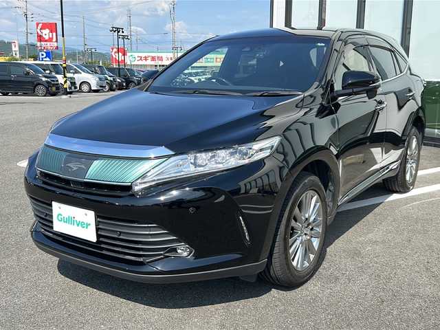トヨタ ハリアー プレミアム 岐阜県 2019(平31)年 3.7万km ブラック 登録時走行距離36870km/レーダークルーズコントロール　/ドライブレコーダー　/パナソニックナビ　/ＬＥＤヘッドライト　/オートマチックハイビーム　/オートライト　/パワーバックドア　/革巻きステアリング　/ハーフレザーシート/パワーシート　/バックカメラ/前後コーナーセンサー/パーキングアシスト/衝突軽減システム/盗難防止装置/横滑り防止装置/レーンキープアシスト/純正18インチアルミホイール/フロアマット/プッシュスタート/スマートキー