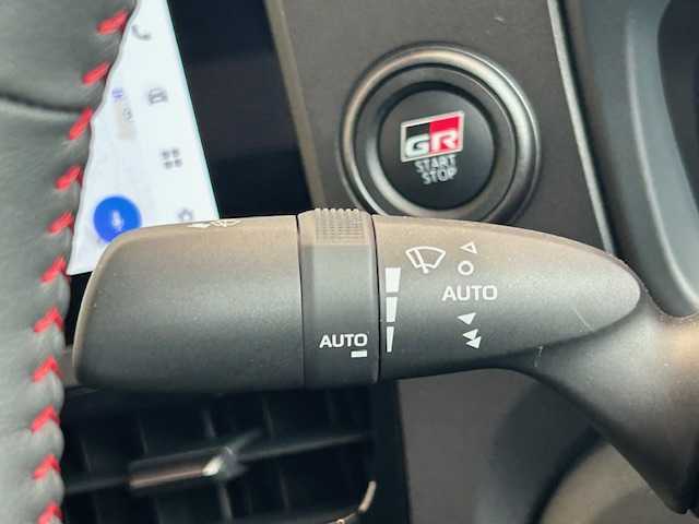 トヨタ ＧＲヤリス RZ ハイパフォーマンス 埼玉県 2024(令6)年 0.3万km プラチナホワイトパールマイカ トヨタセーフティセンス/純正ディスプレイオーディオ/　　BT/USB/フルセグTV/バックカメラ/レーダークルーズコントロール/LEDオートライト/ハーフレザー/シートヒーター/ステアリングヒーター/ブラインドスポットモニター/クリアランスソナー/ステアリングスイッチ/プッシュスタート/ETC/禁煙車