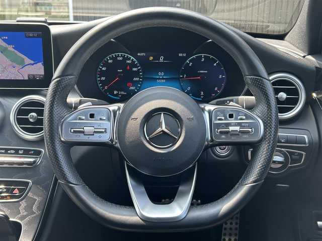 メルセデス・ベンツ Ｃ２２０ｄ ローレウスED スポーツプラスPKG 福岡県 2021(令3)年 5.1万km ポーラホワイト レーダーセーフティパッケージ/アダプティブクルーズコントロール/ブラインドスポットモニター/レーンキープアシスト/アクティブセーフティブレーキ/ワイヤレス充電/ヘッドアップディスプレイ/純正ナビ/Applecarplay/androidauto/フルセグTV/バックカメラ　/Bluetooth/エアーサスペンション/黒革シート/前席シートヒーター/パワーバックドア/LEDヘッドライト/純正18インチアルミホイール/ETC/スペアキー×1