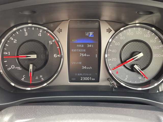 トヨタ ハイラックス Z GRスポーツ 愛媛県 2022(令4)年 2.3万km アティチュードブラックマイカ 純正ディスプレイオーディオ/・Bluetooth/・Miracast/・FM/AM/・USB/前後ドライブレコーダー/バック・フロント・サイド・全方位カメラ/ETC/レーダークルーズコントロール/パワーシート/スペアキー/サイドステップ/マッドガード/パートタイム4WDシステム/プリクラッシュセーフティ/レーンディパーチャーアラート/ロードサインアシスト/先行車発進告知機能/LEDフロントフォグランプ