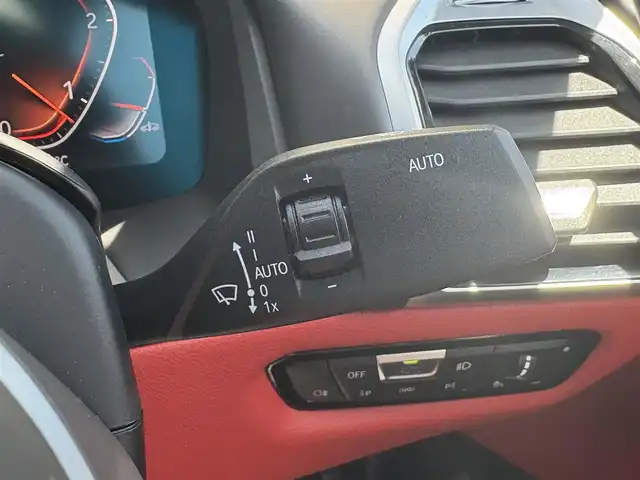 ＢＭＷ ８４０ｄ xDriveグランクーペ 石川県 2019(令1)年 2.1万km ミネラルホワイト 4WD/純正HDDナビ/バック/サイド/全方位カメラ/ｈａｒｍａｎ／ｋａｒｄｏｎオーディオ/AppleCarPlay/Bluetooth/USB/ヘッドアップディスプレイ/アダプティブクルーズコントロール/インテリジェントセーフティー/衝突軽減ブレーキ/パドルシフト/ブラインドスポットモニター/電動格納ミラー/ワイヤレスチャージャー/赤／黒革シート/パワーシート/メモリーシート/シートヒーター/シートベンチレーション/ドライブレコーダー/ミラー一体型ETC