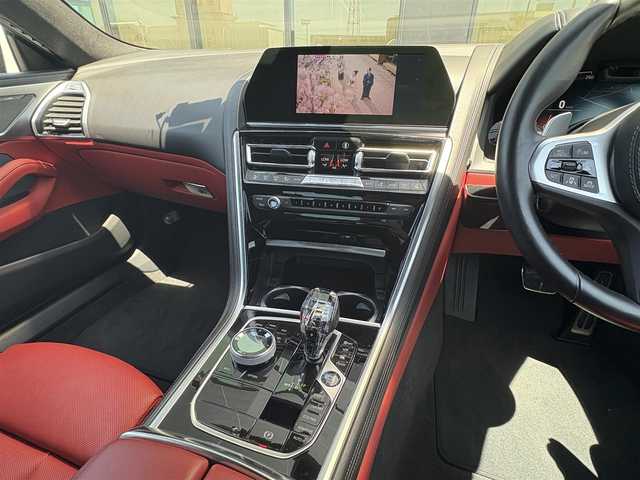 ＢＭＷ ８４０ｄ xDriveグランクーペ 石川県 2019(令1)年 2.1万km ミネラルホワイト 4WD/純正HDDナビ/バック/サイド/全方位カメラ/ｈａｒｍａｎ／ｋａｒｄｏｎオーディオ/AppleCarPlay/Bluetooth/USB/ヘッドアップディスプレイ/アダプティブクルーズコントロール/インテリジェントセーフティー/衝突軽減ブレーキ/パドルシフト/ブラインドスポットモニター/電動格納ミラー/ワイヤレスチャージャー/赤／黒革シート/パワーシート/メモリーシート/シートヒーター/シートベンチレーション/ドライブレコーダー/ミラー一体型ETC