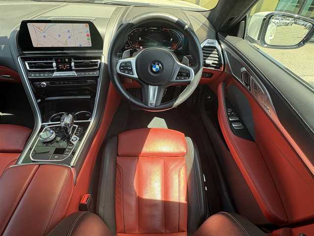 ＢＭＷ ８４０ｄ xDriveグランクーペ 石川県 2019(令1)年 2.1万km ミネラルホワイト 4WD/純正HDDナビ/バック/サイド/全方位カメラ/ｈａｒｍａｎ／ｋａｒｄｏｎオーディオ/AppleCarPlay/Bluetooth/USB/ヘッドアップディスプレイ/アダプティブクルーズコントロール/インテリジェントセーフティー/衝突軽減ブレーキ/パドルシフト/ブラインドスポットモニター/電動格納ミラー/ワイヤレスチャージャー/赤／黒革シート/パワーシート/メモリーシート/シートヒーター/シートベンチレーション/ドライブレコーダー/ミラー一体型ETC