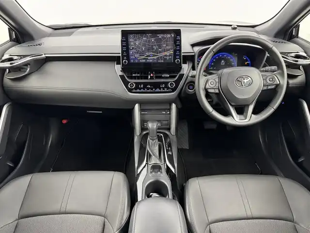 トヨタ カローラ クロス Z 福岡県 2023(令5)年 1.5万km アティチュードブラックマイカ ワンオーナー　/モデリスタエアロ　/純正９型ＤＡナビ　/全方位カメラ　/ビルトインＥＴＣ　/前後ドラレコ　/レーダークルコン　/コーナーセンサー　/トヨタセーフティセンス　/衝突軽減ブレーキ　/レーンキープアシスト　/ブラインドスポットモニター　/アクセル踏み間違い防止　/ハーフレザー　/パワーシート　/シートヒーター　/パワーバックドア　/ＬＥＤヘッドライト