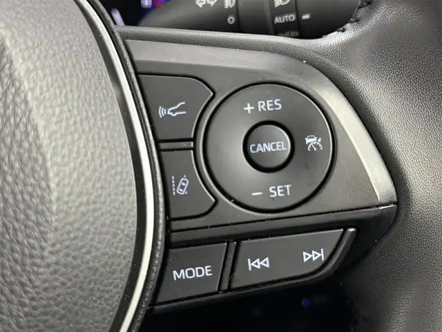 トヨタ カローラ クロス Z 福岡県 2023(令5)年 1.5万km アティチュードブラックマイカ ワンオーナー　/モデリスタエアロ　/純正９型ＤＡナビ　/全方位カメラ　/ビルトインＥＴＣ　/前後ドラレコ　/レーダークルコン　/コーナーセンサー　/トヨタセーフティセンス　/衝突軽減ブレーキ　/レーンキープアシスト　/ブラインドスポットモニター　/アクセル踏み間違い防止　/ハーフレザー　/パワーシート　/シートヒーター　/パワーバックドア　/ＬＥＤヘッドライト