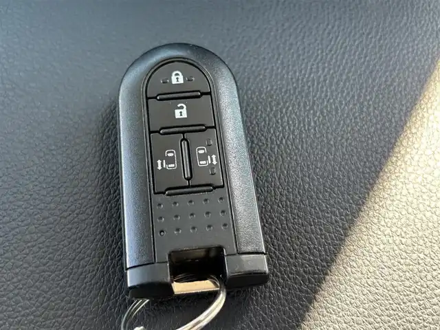 ダイハツ タント カスタム RS トップED SAⅡ 奈良県 2016(平28)年 7万km ファイアークォーツレッドM フルセグナビ　/Ｂｌｕｅｔｏｏｔｈ　/ＣＤ／ＤＶＤ　/バックカメラ　/スペアキー　/ターボ　/バックカメラ　/両側パワースライドドア　/フロアマット　/純正アルミホイール　/衝突軽減ブレーキ　/ＬＥＤヘッドライト