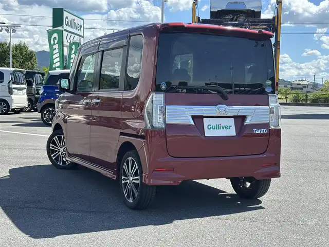 ダイハツ タント カスタム RS トップED SAⅡ 奈良県 2016(平28)年 7万km ファイアークォーツレッドM フルセグナビ　/Ｂｌｕｅｔｏｏｔｈ　/ＣＤ／ＤＶＤ　/バックカメラ　/スペアキー　/ターボ　/バックカメラ　/両側パワースライドドア　/フロアマット　/純正アルミホイール　/衝突軽減ブレーキ　/ＬＥＤヘッドライト