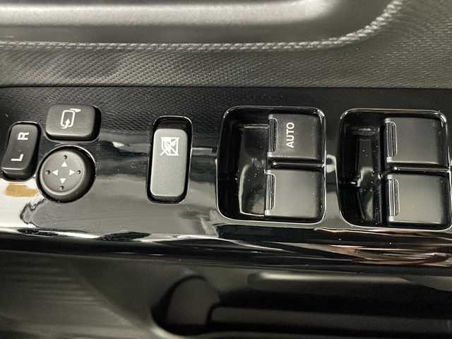 スズキ スペーシア カスタム HYBRID XS 岐阜県 2018(平30)年 0.9万km ブルーイッシュブラックパール3 純正8インチSDナビ 【CN-RZ843】/全方位カメラ/運転席シートヒーター/ハーフレザーシート/前後ドライブレコーダー/両側パワースライドドア/カラーヘッドアップディスプレイ/LEDヘッドライト/ステアリングスイッチ/革巻きステアリング/純正フロアマット/スマートキー/フォグランプ