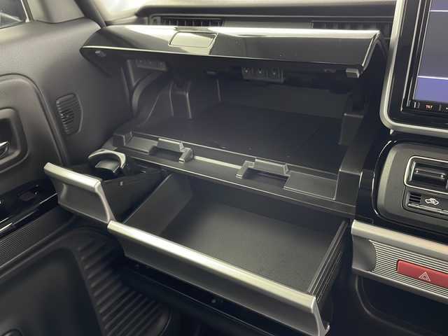 スズキ スペーシア カスタム HYBRID XS 岐阜県 2018(平30)年 0.9万km ブルーイッシュブラックパール3 純正8インチSDナビ 【CN-RZ843】/全方位カメラ/運転席シートヒーター/ハーフレザーシート/前後ドライブレコーダー/両側パワースライドドア/カラーヘッドアップディスプレイ/LEDヘッドライト/ステアリングスイッチ/革巻きステアリング/純正フロアマット/スマートキー/フォグランプ
