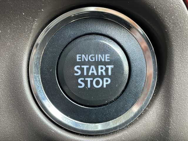 スズキ ラパン ショコラ X 道北・旭川 2014(平26)年 3.7万km アーバンブラウンパールメタリック /4WD//禁煙車//純正メモリナビ//BT/SD/AUX/1セグ//バックカメラ//アイドリングストップ//合皮シート//シートヒーター//ミラーヒーター//オートライト//HIDヘッドライト//エンジンスターター//プッシュスタート//スマートキー//純正フロアマット//ドアバイザー