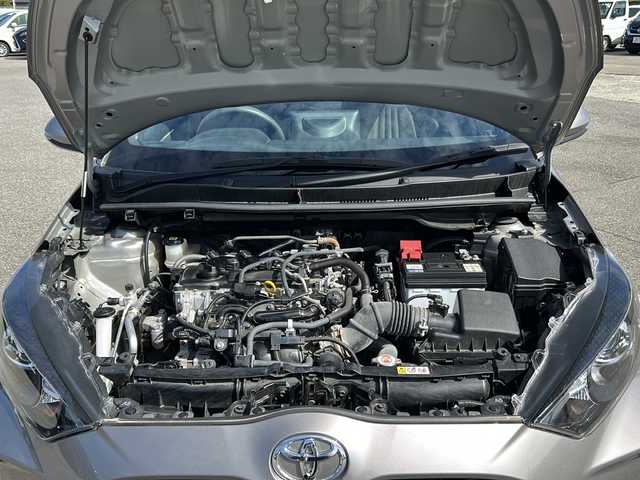 トヨタ ヤリス G 富山県 2021(令3)年 2.5万km アバンギャルドブロンズメタリック 純正ナビ/バックカメラ/クルーズコントロール/スマートキー/電動格納ミラー/ＥＴＣ/プッシュスタート/純正フロアマット/横滑り防止装置/盗難防止装置/サイドエアバック/オートマチックハイビーム