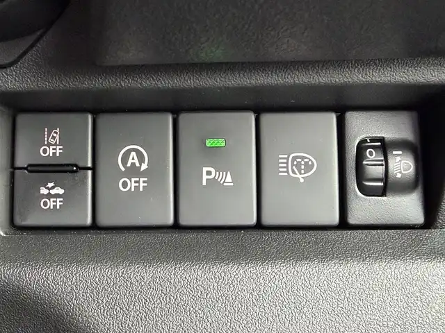 スズキ ジムニー ノマド FC 愛知県 2025(令7)年 0.1千km 黒 登録済未使用車/登録時走行距離26km/4WD/デュアルカメラブレーキサポート/革巻きステアリング/ステアリングリモコン/アダプティブクルーズコントロール/前席シートヒーター/ミラーヒーター/アイドリングストップ