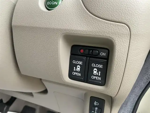 ホンダ Ｎ ＢＯＸ G Lパッケージ 石川県 2014(平26)年 5.9万km ヒダマリアイボリーパール 社外メモリーナビ/社外CD/ワンセグTV/ETC/両側パワースライドドア/スマートキー/プッシュスタート/電動ミラー/ベンチシート/スタッドレス&AW積み込み/保証書