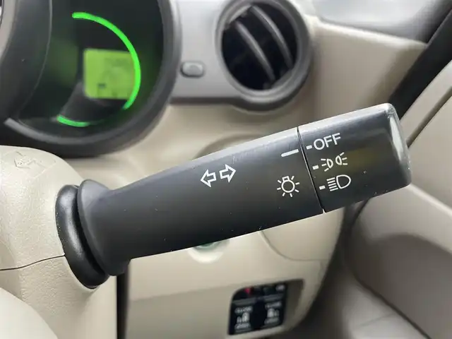 ホンダ Ｎ ＢＯＸ G Lパッケージ 石川県 2014(平26)年 5.9万km ヒダマリアイボリーパール 社外メモリーナビ/社外CD/ワンセグTV/ETC/両側パワースライドドア/スマートキー/プッシュスタート/電動ミラー/ベンチシート/スタッドレス&AW積み込み/保証書