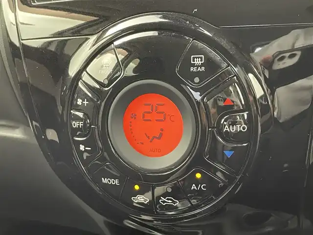 日産 ノート e－パワー X 富山県 2018(平30)年 3.7万km ブリリアントホワイトパール 純正ナビ（AM/FM/DVD/BT/フルセグ）/全方位カメラ/ドライブレコーダー/ETC/デジタルインナーミラー/衝突被害軽減システム/レーンキープアシスト/コーナーセンサー/横滑り防止装置/アイドリングストップ/純正フロアマット/オートLEDライト/フォグライト/ステアリングスイッチ/スマートキー