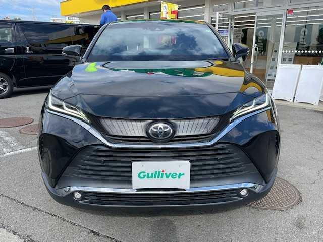 トヨタ ハリアー G 神奈川県 2021(令3)年 11.7万km プレシャスブラックパール ・純正メモリーナビ（BT/USB/AUX）/・バックカメラ/・デジタルインナーミラー（前後方録画付き）/・ETC2.0/・衝突軽減システム/・レーンキープアシスト/・横滑り防止装置/・LEDヘッドライト/・フォグライト/・オートライト/・オートマチックハイビーム/・前後コーナーセンサー/・純正１８インチAW/・スマートキー/・スペアキー