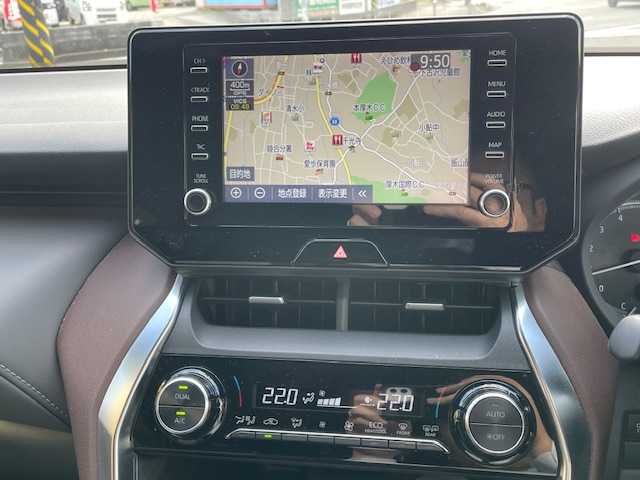 トヨタ ハリアー G 神奈川県 2021(令3)年 11.7万km プレシャスブラックパール ・純正メモリーナビ（BT/USB/AUX）/・バックカメラ/・デジタルインナーミラー（前後方録画付き）/・ETC2.0/・衝突軽減システム/・レーンキープアシスト/・横滑り防止装置/・LEDヘッドライト/・フォグライト/・オートライト/・オートマチックハイビーム/・前後コーナーセンサー/・純正１８インチAW/・スマートキー/・スペアキー