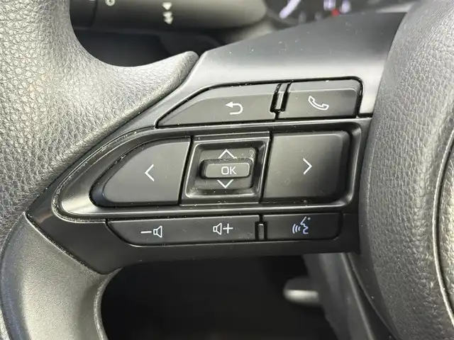 トヨタ ヤリス G 愛知県 2020(令2)年 3.9万km 青 純正ディスプレイオーディオ/バックカメラ/プリクラッシュセーフティシステム　/オートハイビーム/ドライブレコーダー/スマートキー/プッシュスタート/電動格納ミラー/ビルトインETC/Bluetooth/ワンオーナー