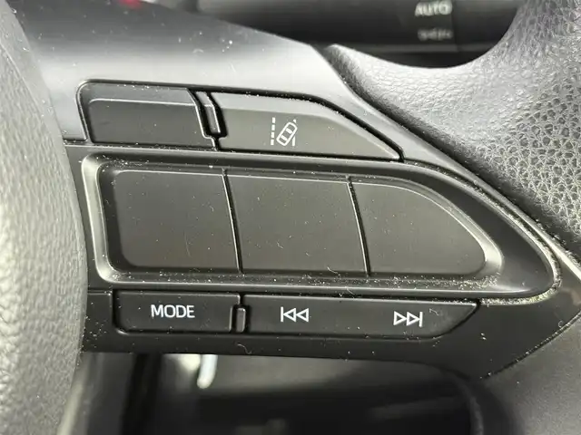 トヨタ ヤリス G 愛知県 2020(令2)年 3.9万km 青 純正ディスプレイオーディオ/バックカメラ/プリクラッシュセーフティシステム　/オートハイビーム/ドライブレコーダー/スマートキー/プッシュスタート/電動格納ミラー/ビルトインETC/Bluetooth/ワンオーナー