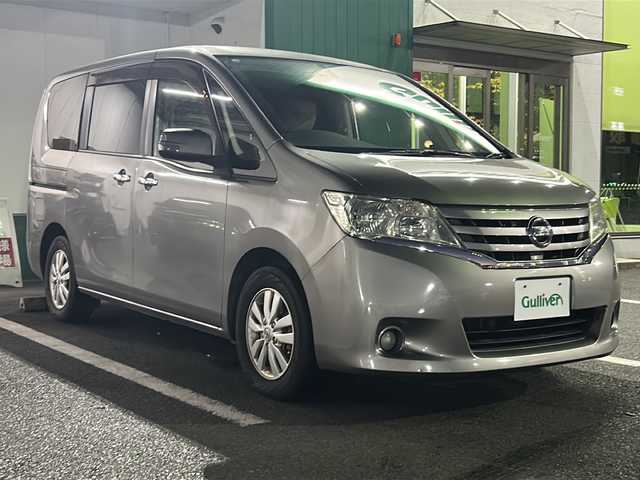 日産 セレナ 20G 京都府 2011(平23)年 15.9万km ブレードシルバー 純正HDDナビ　バックカメラ　ETC　スマートキー　両側パワースライドドア　ドライブレコーダー
