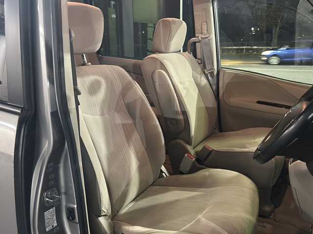 日産 セレナ 20G 京都府 2011(平23)年 15.9万km ブレードシルバー 純正HDDナビ　バックカメラ　ETC　スマートキー　両側パワースライドドア　ドライブレコーダー