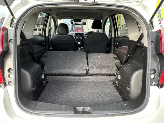 日産 ノート e－パワー メダリスト 奈良県 2020(令2)年 4.5万km ブリリアントホワイトパール 社外ナビ（MDV-S707W）/BT/CD/USB/SD/TV//ハーフレザーシート/デジタルインナーミラー/衝突軽減システム/レーンキープアシスト/コーナーセンサー/追従式レーダークルコン/横滑り防止装置/バックカメラ/社外ドラレコ/社外ETC/純正フロアマット/プッシュスタート/オートLEDライト/保証書・取説付