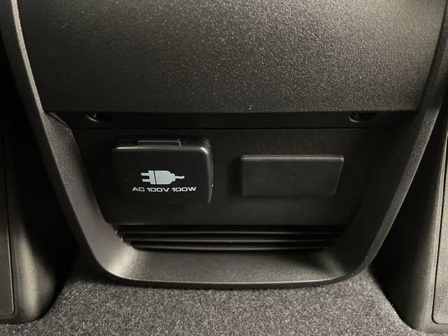 三菱 デリカＤ：５ シャモニー 埼玉県 2025(令7)年 0.1千km グラファイトグレーメタリック/ブラックマイカ 登録済未使用車　/全方位カメラ　/電動リアゲート　/BSM/パドルシフト　/レーンキープアシスト　/レーダークルーズコントロール　/衝突軽減ブレーキ　/ハンドルヒーター　/Ｄ席パワーシート　/スマートキー/横滑り防止措置