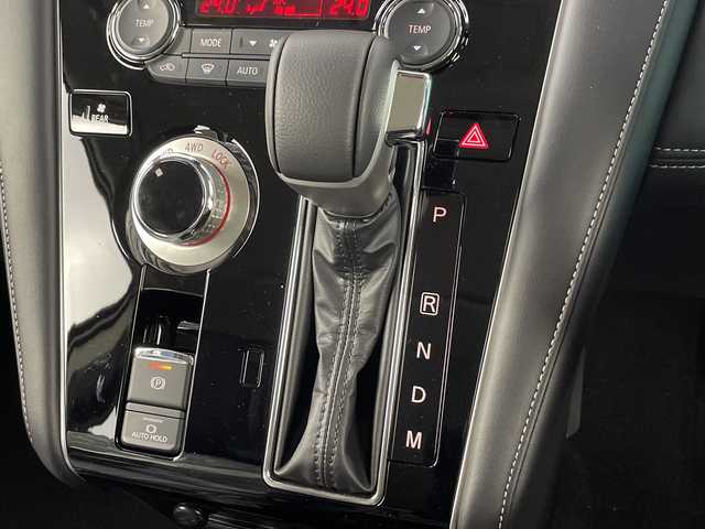 三菱 デリカＤ：５ シャモニー 埼玉県 2025(令7)年 0.1千km グラファイトグレーメタリック/ブラックマイカ 登録済未使用車　/全方位カメラ　/電動リアゲート　/BSM/パドルシフト　/レーンキープアシスト　/レーダークルーズコントロール　/衝突軽減ブレーキ　/ハンドルヒーター　/Ｄ席パワーシート　/スマートキー/横滑り防止措置