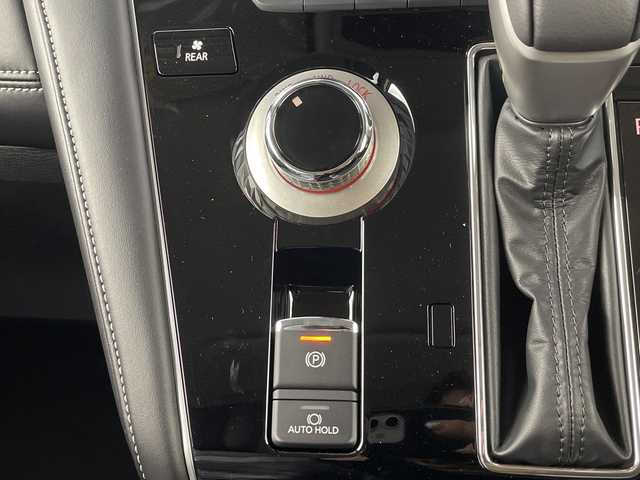 三菱 デリカＤ：５ シャモニー 埼玉県 2025(令7)年 0.1千km グラファイトグレーメタリック/ブラックマイカ 登録済未使用車　/全方位カメラ　/電動リアゲート　/BSM/パドルシフト　/レーンキープアシスト　/レーダークルーズコントロール　/衝突軽減ブレーキ　/ハンドルヒーター　/Ｄ席パワーシート　/スマートキー/横滑り防止措置