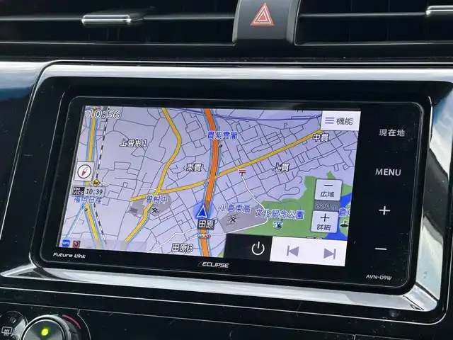 トヨタ カムリ WS 福岡県 2019(令1)年 4.7万km プラチナホワイトパールマイカ 純正7インチメモリナビ/　（AM/FM/CD/DVD/Bluetooth/フルセグTV）/バックカメラ/トヨタセーフティセンス/・プリクラッシュセーフティシステム/・レーンディバーチャーアラート/・オートマチックハイビーム/・レーダークルーズコントロール/オートライト/横滑り防止装置/クリアランスソナー/コーナーセンサー/純正17インチAW/黒色ハーフレザーシート/パワーシート（D席）/パドルシフト/ビルトインETC/前方ドライブレコーダー/電格ウインカーミラー/純正フロアマット/ドアバイザー/プッシュスタート/ステアリングスイッチ/ISOFIX/電源ソケット×1/保証書/取扱説明書