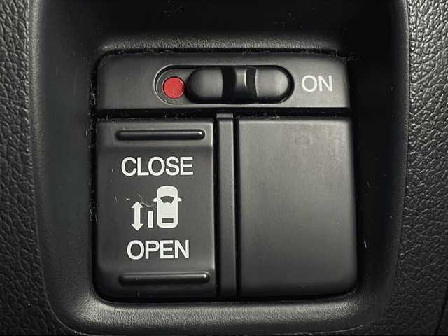 ホンダ Ｎ ＢＯＸ カスタム G Lパッケージ 青森県 2013(平25)年 10.9万km クリスタルブラックパール 片側パワースライドドア/横滑り防止システム/ETC/オートライト/HIDヘッドライト/フォグランプ/社外15インチアルミ/純正フロアマット/プッシュスタート/スマートキー/ドアバイザー