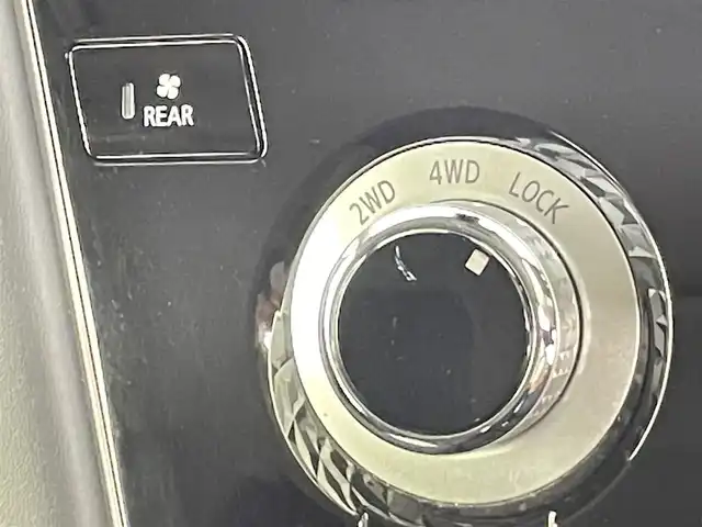 三菱 デリカＤ：５ アーバンギア G パワーパッケージ 千葉県 2019(平31)年 6.5万km アイガーグレーメタリック 純正10型ナビ/AM＆FM＆Bluetooth＆CD＆DVD＆フルセグTV/禁煙車/レーダークルーズコントロール/全方位カメラ/バックカメラ/ＥＴＣ　/衝突軽減ブレーキ　/両側電動スライドドア　/電動トランク　/パドルシフト　/純正１８インチホイール/純正フロアマット　/１００Ｖ電源/純正ドアバイザー/アイドリングストップ/ウィンカーミラー/プッシュスタート/USBポート/電動格納サイドミラー/ISOFIX