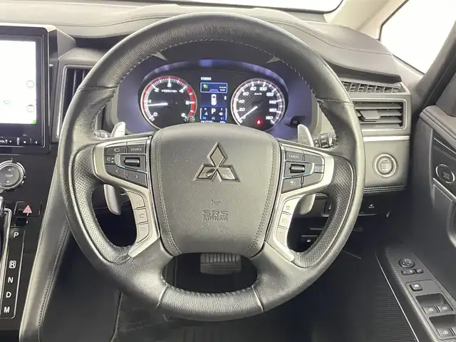 三菱 デリカＤ：５ アーバンギア G パワーパッケージ 千葉県 2019(平31)年 6.5万km アイガーグレーメタリック 純正10型ナビ/AM＆FM＆Bluetooth＆CD＆DVD＆フルセグTV/禁煙車/レーダークルーズコントロール/全方位カメラ/バックカメラ/ＥＴＣ　/衝突軽減ブレーキ　/両側電動スライドドア　/電動トランク　/パドルシフト　/純正１８インチホイール/純正フロアマット　/１００Ｖ電源/純正ドアバイザー/アイドリングストップ/ウィンカーミラー/プッシュスタート/USBポート/電動格納サイドミラー/ISOFIX