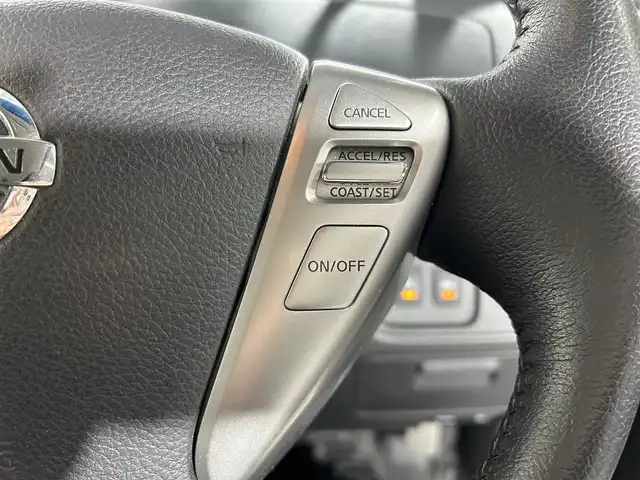 日産 セレナ HWS S HV Vセレ Aセーフ 大阪府 2015(平27)年 6.2万km タイガーアイブラウン 黒革シート 純正ナビTV 360カメラ フリップダウンモニター クルーズコントロール 衝突軽減ブレーキ レーンアシスト 両側パワースライドドア クリアランスソナー リアオートエアコン ETC