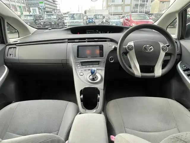 トヨタ プリウス S 島根県 2009(平21)年 17.5万km スーパーホワイトⅡ 社外メモリナビ　/ワンセグ/ＤＶＤ再生　/バックカメラ　/ＥＣＴ　/クルーズコントロール　/スマートキー　/プッシュスタート　/オートライト　/横滑り防止装置　/純正１５ＡＷ　/スペアキー１本