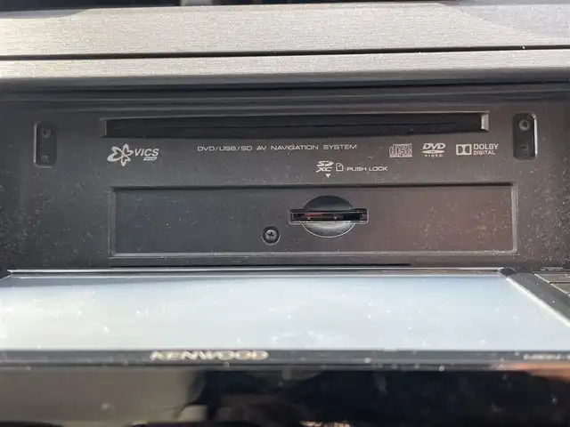 トヨタ プリウス S 島根県 2009(平21)年 17.5万km スーパーホワイトⅡ 社外メモリナビ　/ワンセグ/ＤＶＤ再生　/バックカメラ　/ＥＣＴ　/クルーズコントロール　/スマートキー　/プッシュスタート　/オートライト　/横滑り防止装置　/純正１５ＡＷ　/スペアキー１本