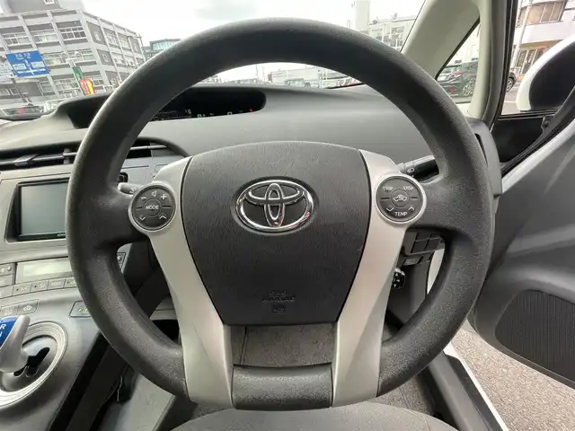 トヨタ プリウス S 島根県 2009(平21)年 17.5万km スーパーホワイトⅡ 社外メモリナビ　/ワンセグ/ＤＶＤ再生　/バックカメラ　/ＥＣＴ　/クルーズコントロール　/スマートキー　/プッシュスタート　/オートライト　/横滑り防止装置　/純正１５ＡＷ　/スペアキー１本