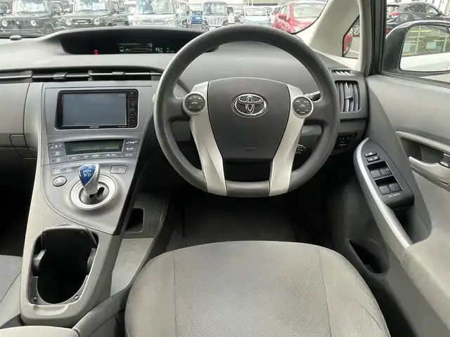 トヨタ プリウス S 島根県 2009(平21)年 17.5万km スーパーホワイトⅡ 社外メモリナビ　/ワンセグ/ＤＶＤ再生　/バックカメラ　/ＥＣＴ　/クルーズコントロール　/スマートキー　/プッシュスタート　/オートライト　/横滑り防止装置　/純正１５ＡＷ　/スペアキー１本