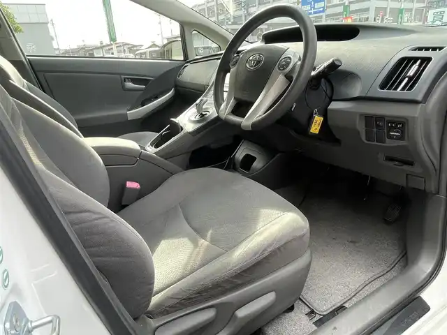 トヨタ プリウス S 島根県 2009(平21)年 17.5万km スーパーホワイトⅡ 社外メモリナビ　/ワンセグ/ＤＶＤ再生　/バックカメラ　/ＥＣＴ　/クルーズコントロール　/スマートキー　/プッシュスタート　/オートライト　/横滑り防止装置　/純正１５ＡＷ　/スペアキー１本