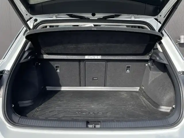 フォルクスワーゲン Ｔ－ロック TDI スタイル デザインPKG 長野県 2021(令3)年 2.3万km 白Ⅱ IQドライブ / デジタルメーター / ACC / BSM / LKA / CarPlay / AndoroidAuto / MirroLink / DiscoverProナビ / バックカメラ / PWバックドア / オートホールドブレーキ / LEDヘッドライト / 前後ドライブレコーダー / ETC2.0 / スマートキー / USB