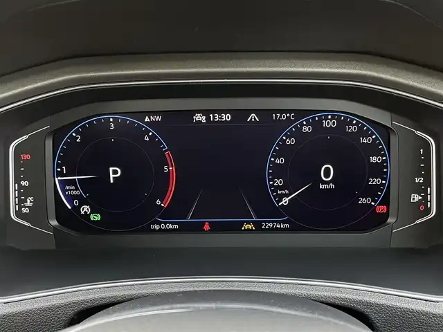 フォルクスワーゲン Ｔ－ロック TDI スタイル デザインPKG 長野県 2021(令3)年 2.3万km 白Ⅱ IQドライブ / デジタルメーター / ACC / BSM / LKA / CarPlay / AndoroidAuto / MirroLink / DiscoverProナビ / バックカメラ / PWバックドア / オートホールドブレーキ / LEDヘッドライト / 前後ドライブレコーダー / ETC2.0 / スマートキー / USB