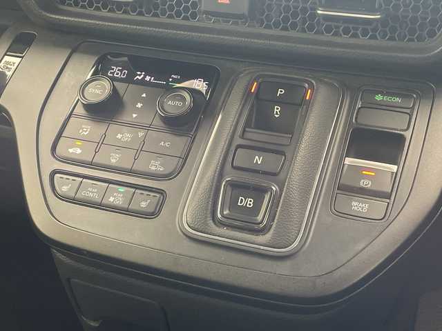 ホンダ ステップワゴン スパーダ eHEV 沖縄県 2024(令6)年 3.5万km トワイライトミストブラックパール 社外ディスプレイオーディオ（Bluetooth）/バックカメラ/ETC/レーダークルーズコントロール/ダウンヒルアシストコントロール/パドルシフト/ステアリングスイッチ/シートヒーター/ハーフレザーシート/両側パワースライドドア/電動リアゲート/プッシュスタート/スマートキー/スペアキー/LEDヘッドライト/オートライト/サンシェード/クリアランスソナー/保証書/取扱説明書