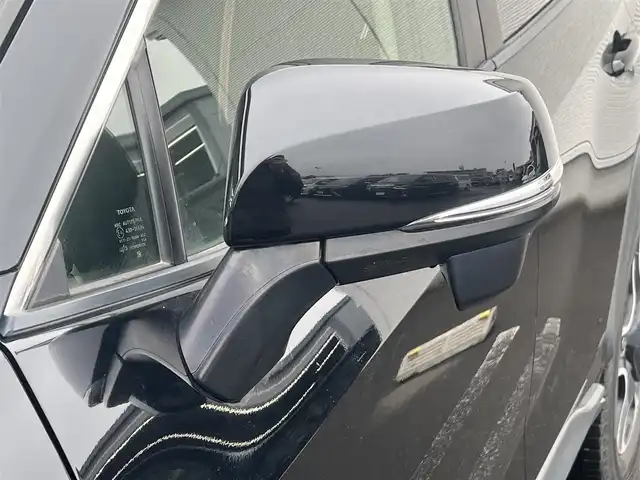 トヨタ ＲＡＶ４ アドベンチャー 秋田県 2019(令1)年 3.6万km アティチュードブラックマイカ 純正ナビ/衝突軽減システム/４WD/LEDヘッドライト/フルセグ/バックカメラ/スマートキー/前席シートヒーター/エアシート/D席パワーシート/純正アルミ/コーナーセンサー/アイドリングストップ/クルーズコントロール/プッシュスタート/MTモード付AT/パーキングアシスト/オートマチックハイビーム/ダウンヒルアシストコントロール/ステアリングスイッチ/ステアリングヒーター/ルーフレール/純正フロアマット/ETC/オートライト/オートエアコン/パワーステアリング/パワーウィンドウ/横滑り防止/盗難防止装置/電動格納ウィンカーミラー