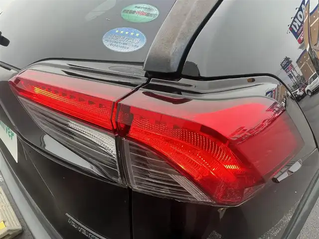 トヨタ ＲＡＶ４ アドベンチャー 秋田県 2019(令1)年 3.6万km アティチュードブラックマイカ 純正ナビ/衝突軽減システム/４WD/LEDヘッドライト/フルセグ/バックカメラ/スマートキー/前席シートヒーター/エアシート/D席パワーシート/純正アルミ/コーナーセンサー/アイドリングストップ/クルーズコントロール/プッシュスタート/MTモード付AT/パーキングアシスト/オートマチックハイビーム/ダウンヒルアシストコントロール/ステアリングスイッチ/ステアリングヒーター/ルーフレール/純正フロアマット/ETC/オートライト/オートエアコン/パワーステアリング/パワーウィンドウ/横滑り防止/盗難防止装置/電動格納ウィンカーミラー