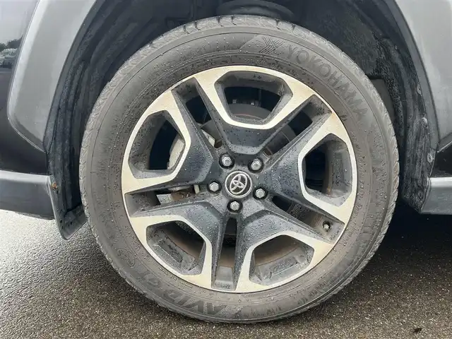 トヨタ ＲＡＶ４ アドベンチャー 秋田県 2019(令1)年 3.6万km アティチュードブラックマイカ 純正ナビ/衝突軽減システム/４WD/LEDヘッドライト/フルセグ/バックカメラ/スマートキー/前席シートヒーター/エアシート/D席パワーシート/純正アルミ/コーナーセンサー/アイドリングストップ/クルーズコントロール/プッシュスタート/MTモード付AT/パーキングアシスト/オートマチックハイビーム/ダウンヒルアシストコントロール/ステアリングスイッチ/ステアリングヒーター/ルーフレール/純正フロアマット/ETC/オートライト/オートエアコン/パワーステアリング/パワーウィンドウ/横滑り防止/盗難防止装置/電動格納ウィンカーミラー