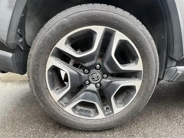 トヨタ ＲＡＶ４ アドベンチャー 秋田県 2019(令1)年 3.6万km アティチュードブラックマイカ 純正ナビ/衝突軽減システム/４WD/LEDヘッドライト/フルセグ/バックカメラ/スマートキー/前席シートヒーター/エアシート/D席パワーシート/純正アルミ/コーナーセンサー/アイドリングストップ/クルーズコントロール/プッシュスタート/MTモード付AT/パーキングアシスト/オートマチックハイビーム/ダウンヒルアシストコントロール/ステアリングスイッチ/ステアリングヒーター/ルーフレール/純正フロアマット/ETC/オートライト/オートエアコン/パワーステアリング/パワーウィンドウ/横滑り防止/盗難防止装置/電動格納ウィンカーミラー