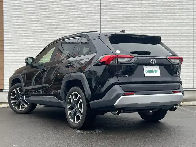 トヨタ ＲＡＶ４ アドベンチャー 秋田県 2019(令1)年 3.6万km アティチュードブラックマイカ 純正ナビ/衝突軽減システム/４WD/LEDヘッドライト/フルセグ/バックカメラ/スマートキー/前席シートヒーター/エアシート/D席パワーシート/純正アルミ/コーナーセンサー/アイドリングストップ/クルーズコントロール/プッシュスタート/MTモード付AT/パーキングアシスト/オートマチックハイビーム/ダウンヒルアシストコントロール/ステアリングスイッチ/ステアリングヒーター/ルーフレール/純正フロアマット/ETC/オートライト/オートエアコン/パワーステアリング/パワーウィンドウ/横滑り防止/盗難防止装置/電動格納ウィンカーミラー