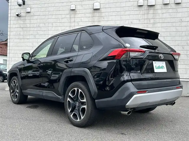 トヨタ ＲＡＶ４ アドベンチャー 山形県 2019(令1)年 3.6万km アティチュードブラックマイカ 純正9インチナビ/トヨタセーフティセンス/4WD/LEDヘッドライト/フルセグTV/バックカメラ/スマートキー/前席シートヒーター/エアシート/D席パワーシート/純正アルミ/コーナーセンサー/クルーズコントロール/パーキングアシスト/オートマチックハイビーム/ダウンヒルアシストコントロール/ステアリングスイッチ/ステアリングヒーター/ルーフレール/純正フロアマット/ETC