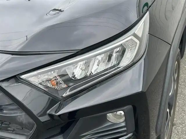 トヨタ ＲＡＶ４ アドベンチャー 山形県 2019(令1)年 3.6万km アティチュードブラックマイカ 純正9インチナビ/トヨタセーフティセンス/4WD/LEDヘッドライト/フルセグTV/バックカメラ/スマートキー/前席シートヒーター/エアシート/D席パワーシート/純正アルミ/コーナーセンサー/クルーズコントロール/パーキングアシスト/オートマチックハイビーム/ダウンヒルアシストコントロール/ステアリングスイッチ/ステアリングヒーター/ルーフレール/純正フロアマット/ETC